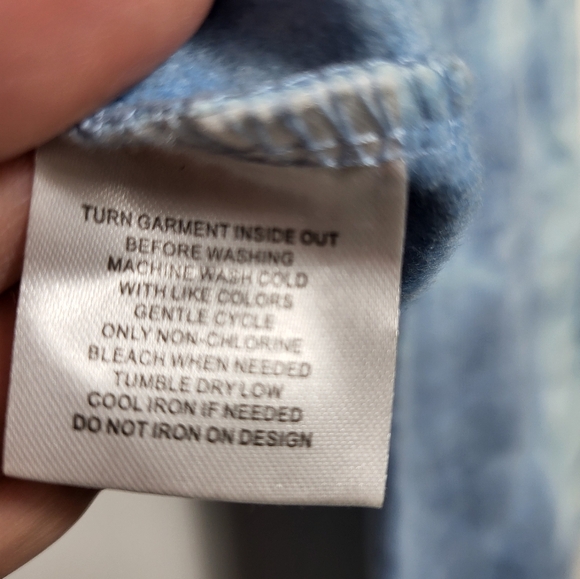 Looney Tunes blue tie dye "Tweety Bird" sweatshirt, women's S  #2317 - Picture 3 of 5